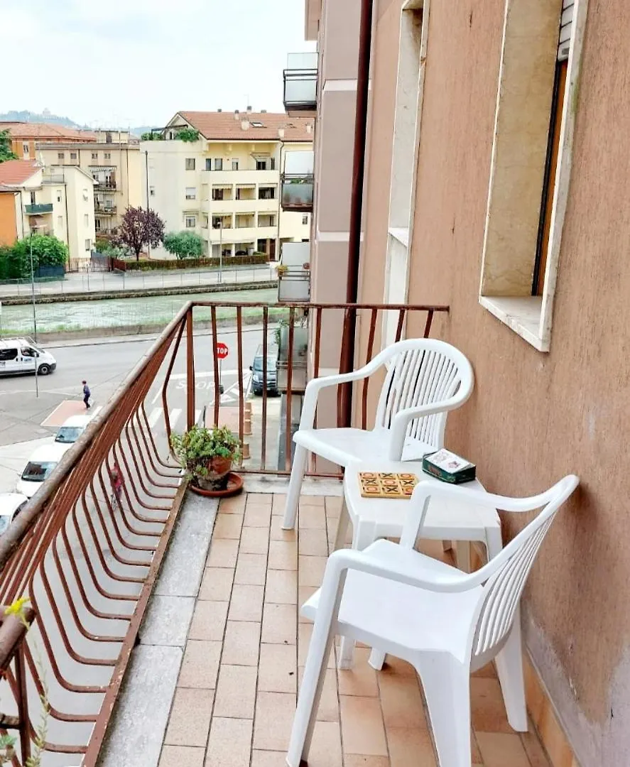 Da Fabio E Francesca - Holiday Apartment Verona