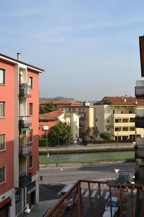 Da Fabio E Francesca - Holiday Apartment Verona