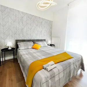 Suitesflores - Bright And Cozy In Apartment